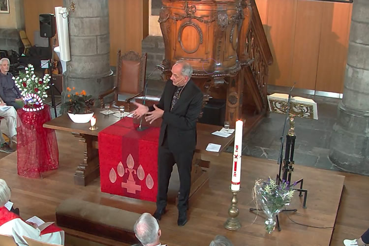 Prekend Intrede ds. Ferdinand Borger in Maastricht β Agnus Dei-kerk